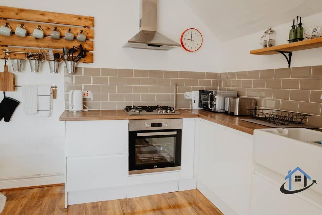 Indigo Snug - Gorgeous 2 Bed Flat In The Heart Of Cromer Exteriör bild